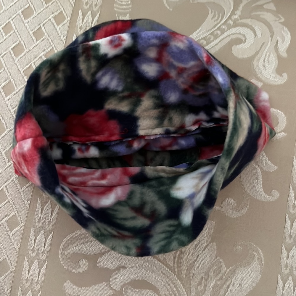 Hat Hand Made -Beautiful Colors! - Picture 3 of 3